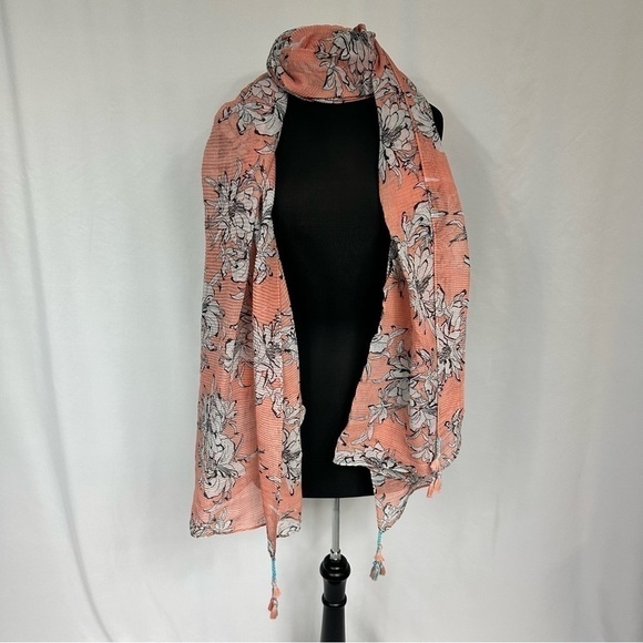 STEVE Madden Hibiscus Peach Scarf - Picture 4 of 4